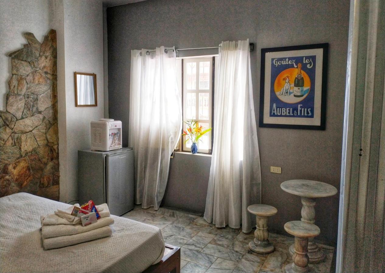 Stone Creek House Bed & Breakfast Romblon Ngoại thất bức ảnh