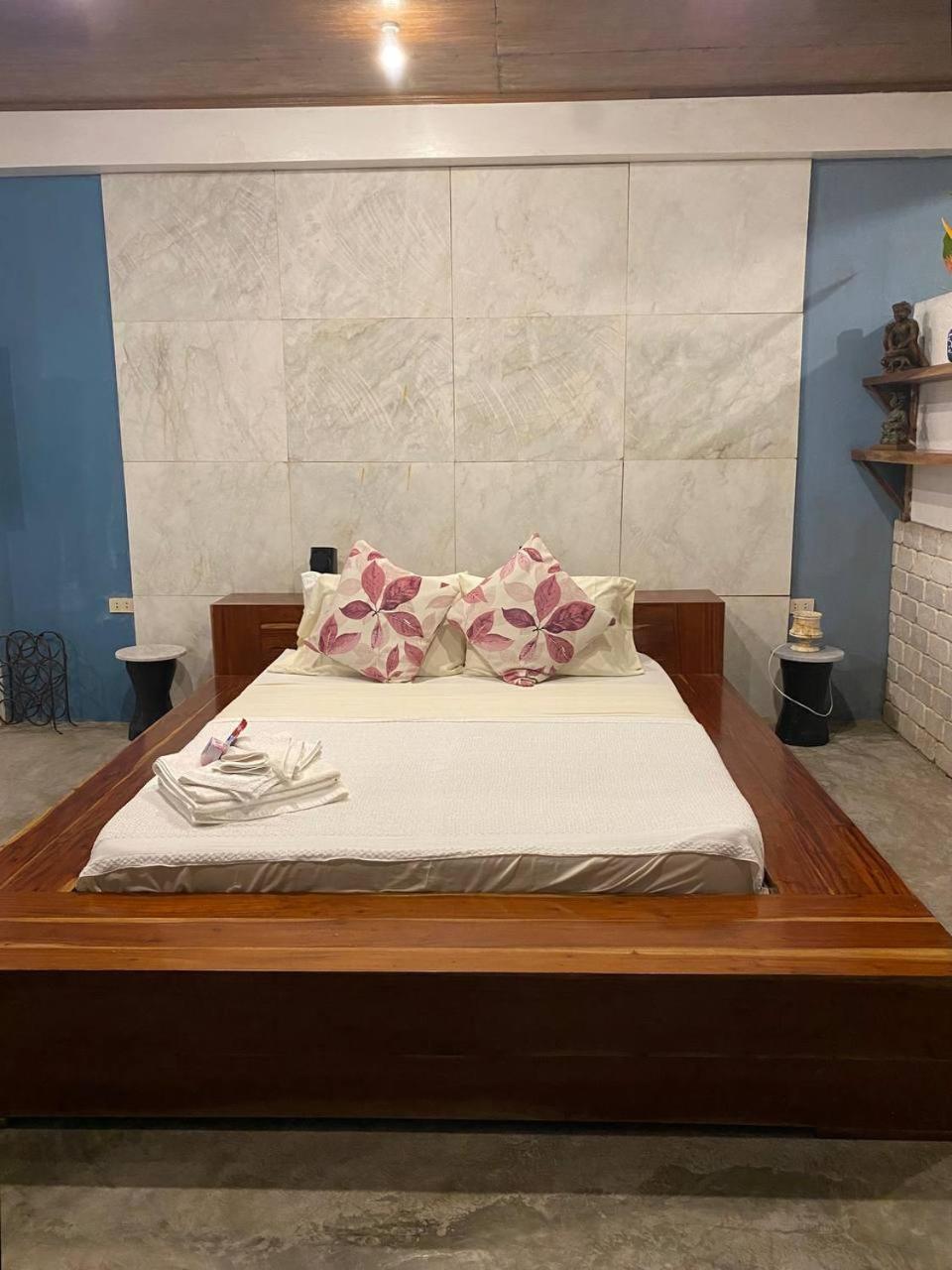 Stone Creek House Bed & Breakfast Romblon Ngoại thất bức ảnh